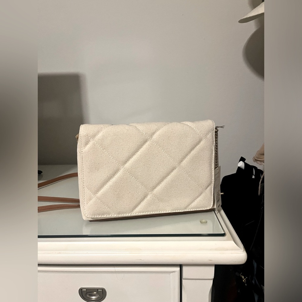 Crossbody purse